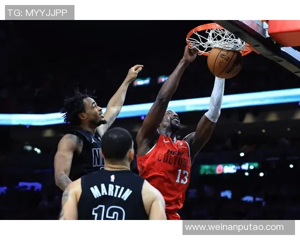 篮网大胜雄鹿，迎来好春节：篮球激情与节日喜庆完美结合